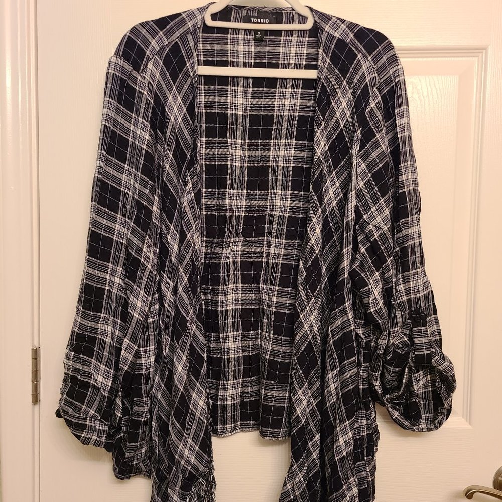Torrid Plaid Open Front Asymmetrical Fringed Kimono Top Plus Size 3
